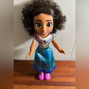 DISNEY ENCANTO MADRIGAL DOLL 14” FASHION DOLL